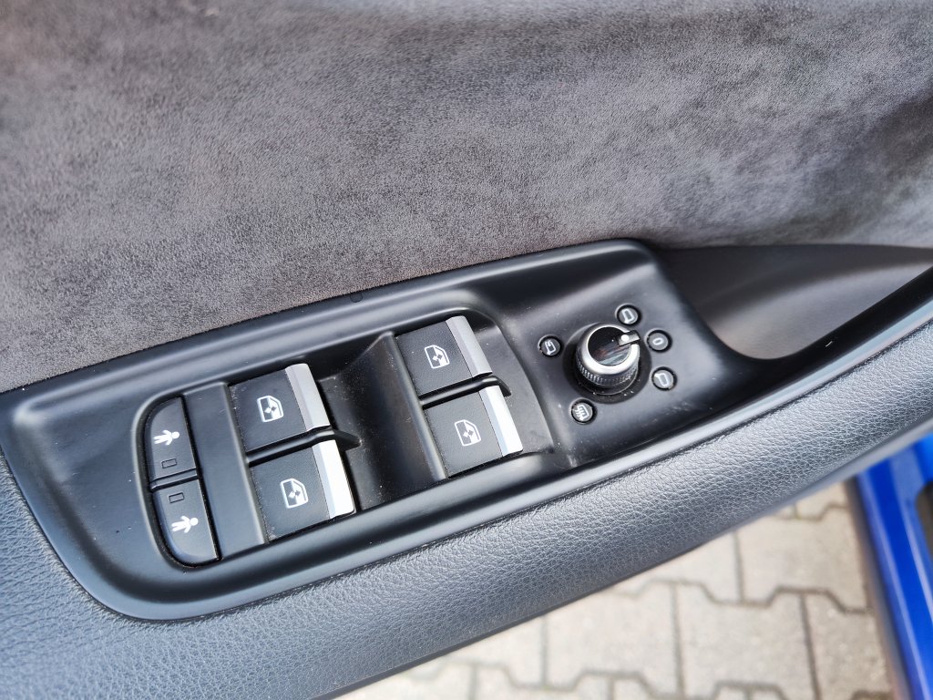 Audi Q7 S line 3.0TDI q.200kW 8AT 7míst,ČR,DPH,TZ,2x Kola