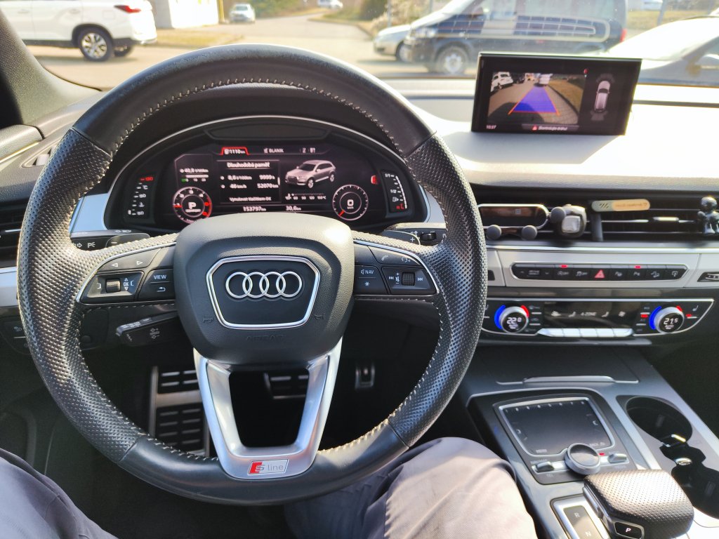 Audi Q7 S line 3.0TDI q.200kW 8AT 7míst,ČR,DPH,TZ,2x Kola