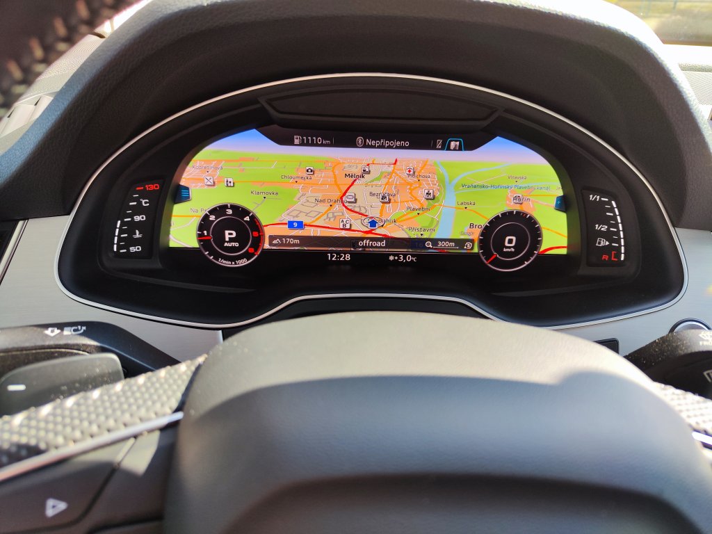 Audi Q7 S line 3.0TDI q.200kW 8AT 7míst,ČR,DPH,TZ,2x Kola