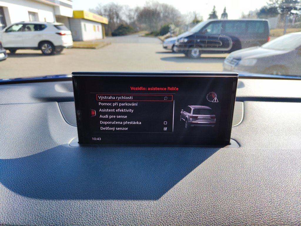 Audi Q7 S line 3.0TDI q.200kW 8AT 7míst,ČR,DPH,TZ,2x Kola