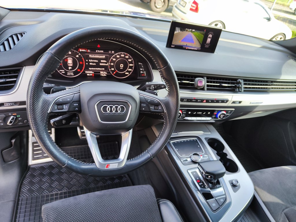 Audi Q7 S line 3.0TDI q.200kW 8AT 7míst,ČR,DPH,TZ,2x Kola
