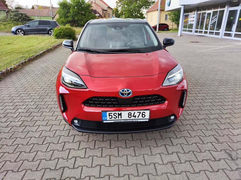 Toyota YARIS CROSS Executive Hybrid(HEV),ČR,1.MAJITEL,DPH,Pův.lak,2xPneu