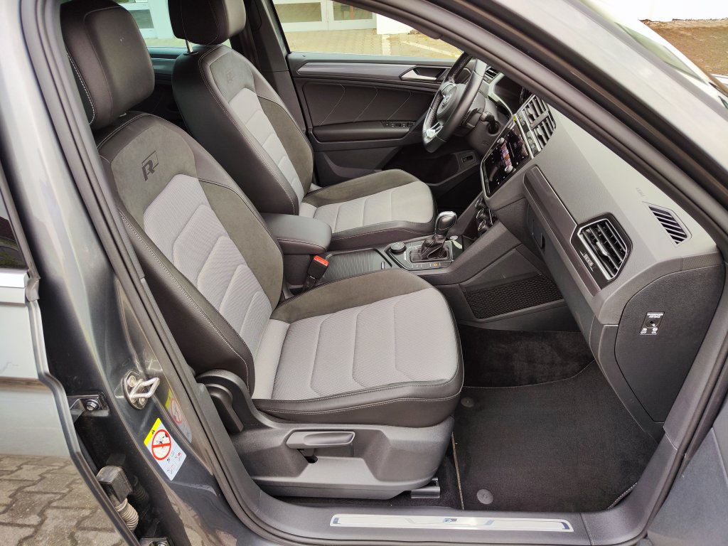 VW TIGUAN HL R-Line 2.0TSI 169kW 4M 7DSG,ČR,1.MAJITEL,DPH,2xKola,jen59tkm