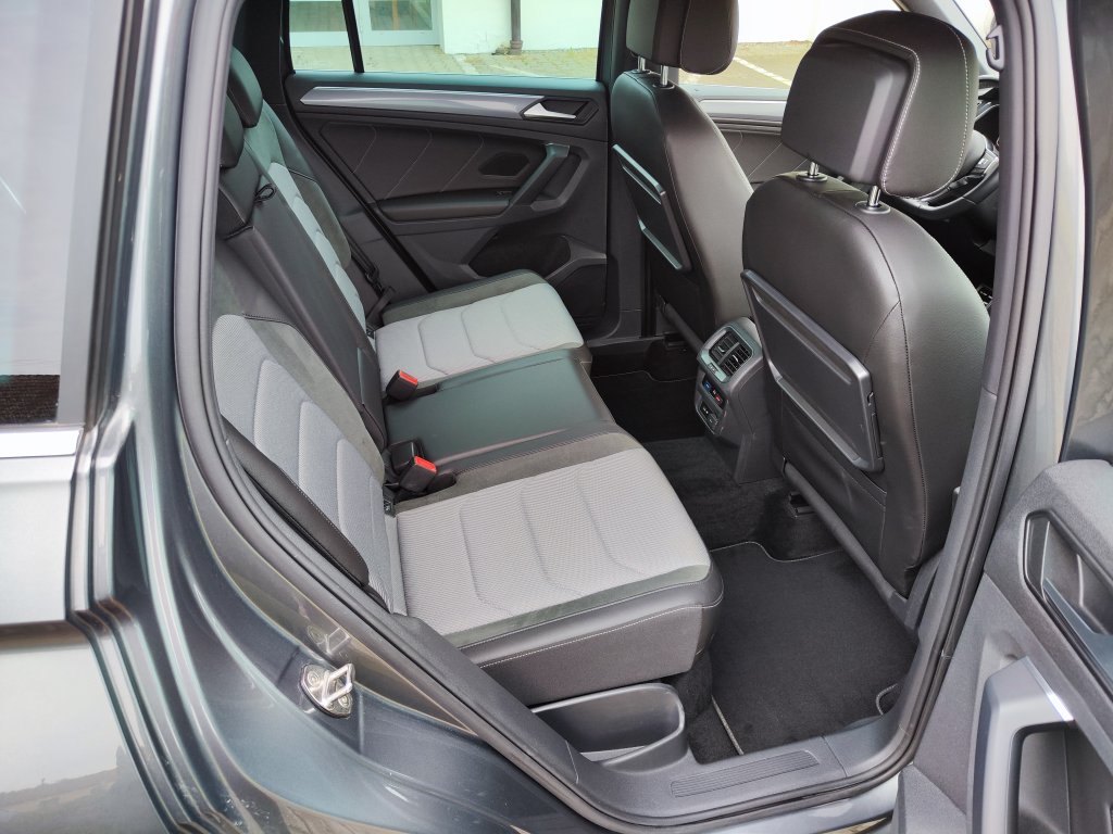 VW TIGUAN HL R-Line 2.0TSI 169kW 4M 7DSG,ČR,1.MAJITEL,DPH,2xKola,jen59tkm