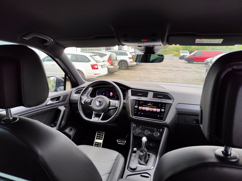 VW TIGUAN HL R-Line 2.0TSI 169kW 4M 7DSG,ČR,1.MAJITEL,DPH,2xKola,jen59tkm
