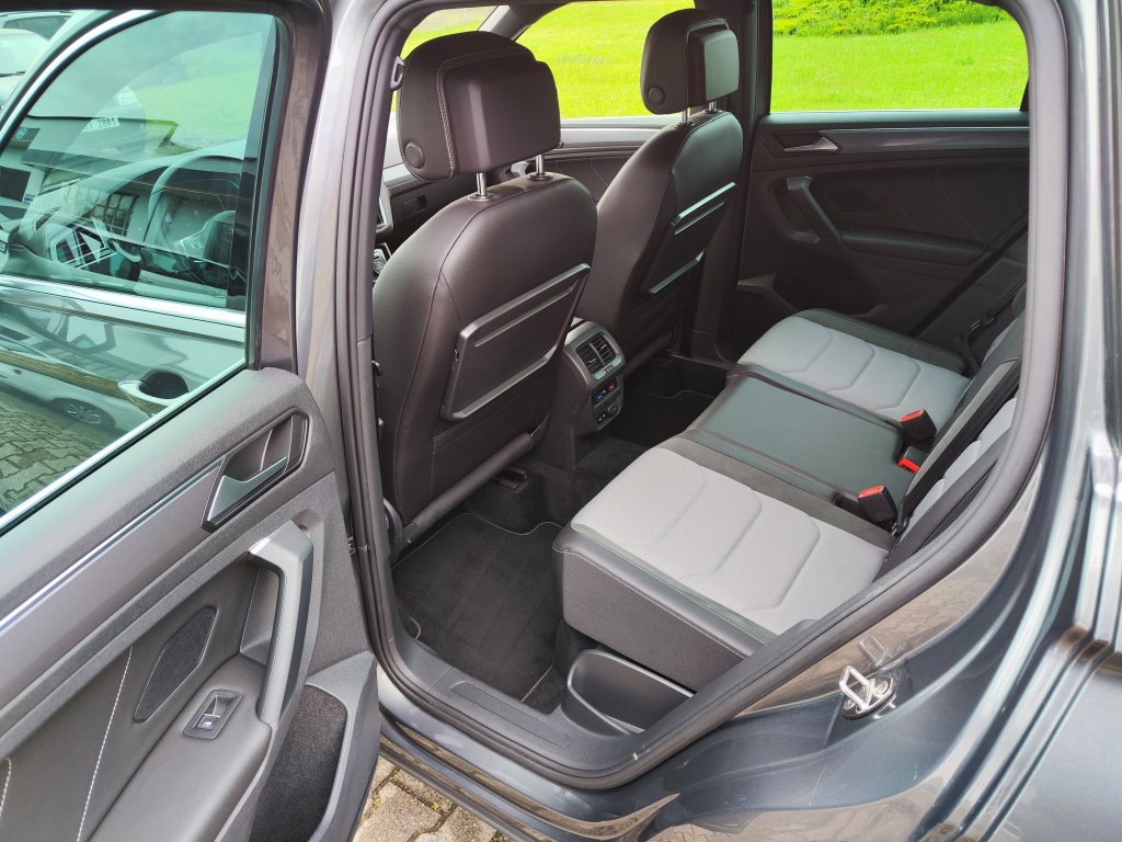 VW TIGUAN HL R-Line 2.0TSI 169kW 4M 7DSG,ČR,1.MAJITEL,DPH,2xKola,jen59tkm