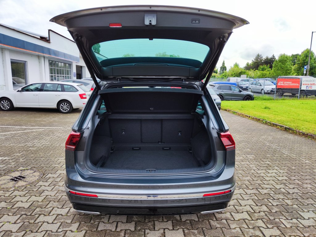 VW TIGUAN HL R-Line 2.0TSI 169kW 4M 7DSG,ČR,1.MAJITEL,DPH,2xKola,jen59tkm