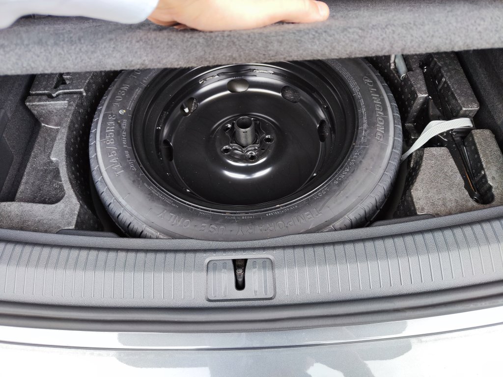 VW TIGUAN HL R-Line 2.0TSI 169kW 4M 7DSG,ČR,1.MAJITEL,DPH,2xKola,jen59tkm