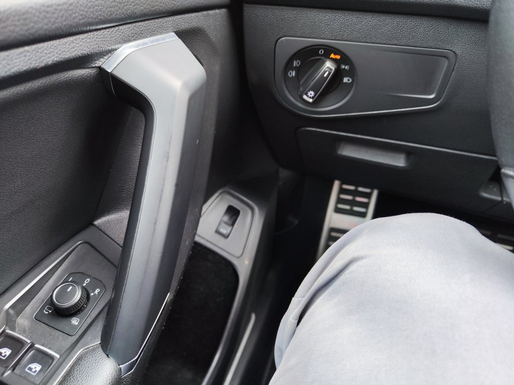 VW Tiguan ALLSPACE HL R-LINE 2.0 TDI 176kW 4M 7DSG,ČR,1.M.,DPH,2xKola