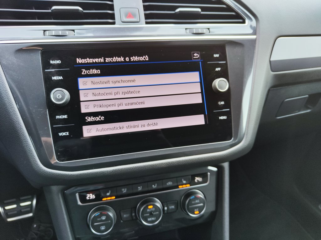 VW Tiguan ALLSPACE HL R-LINE 2.0 TDI 176kW 4M 7DSG,ČR,1.M.,DPH,2xKola