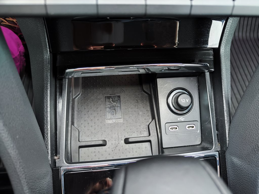 Škoda KODIAQ L&K 2.0TDI 147kW 4x4 7DSG,ČR,1.M.,DPH,Pův.lak,ZÁRUKA !