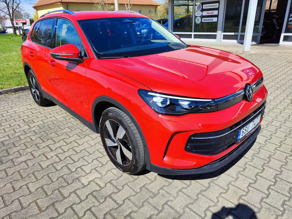 VW TIGUAN, ČR,1.M.,DPH,Pův.lak,ZÁRUKA,NT,Ventilace/Masáže sedadel,2x Kola