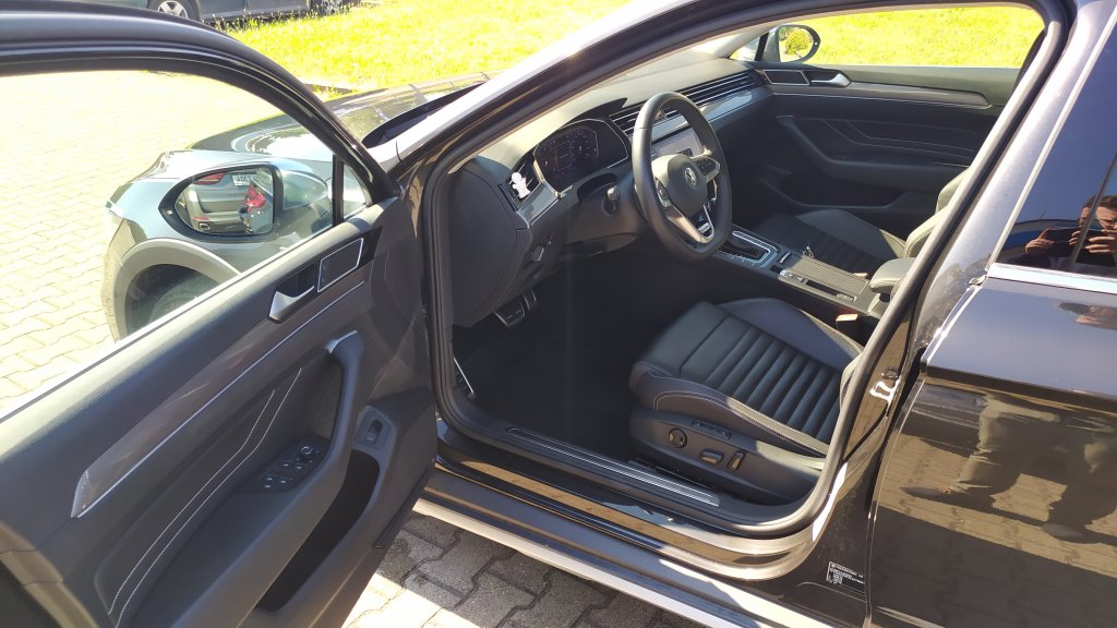 VW PASSAT Alltrack 2.0 TDI 176 kW 4M 7DSG,ČR,Pův.lak!Stav nového vozu!DPH