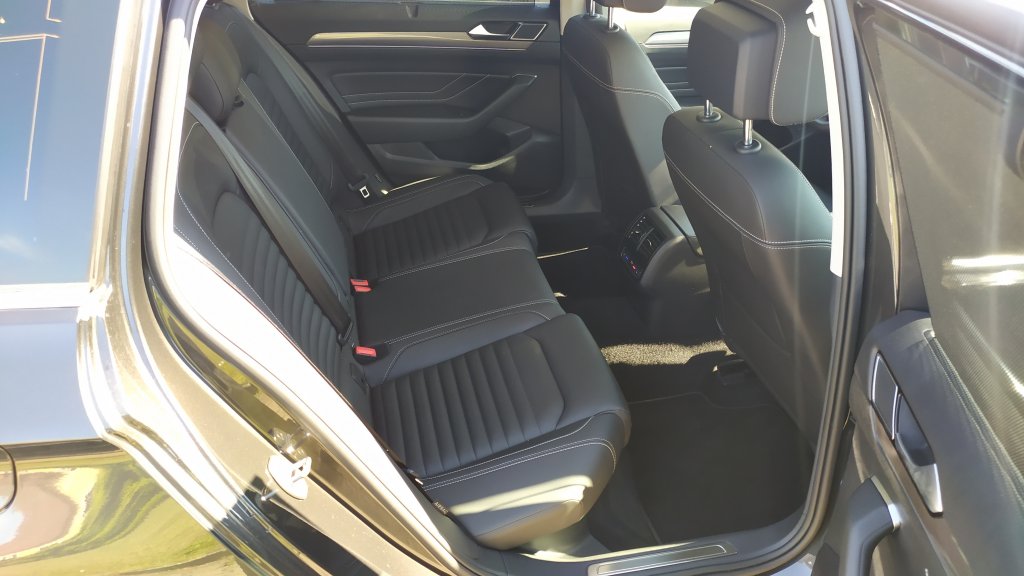 VW PASSAT Alltrack 2.0 TDI 176 kW 4M 7DSG,ČR,Pův.lak!Stav nového vozu!DPH