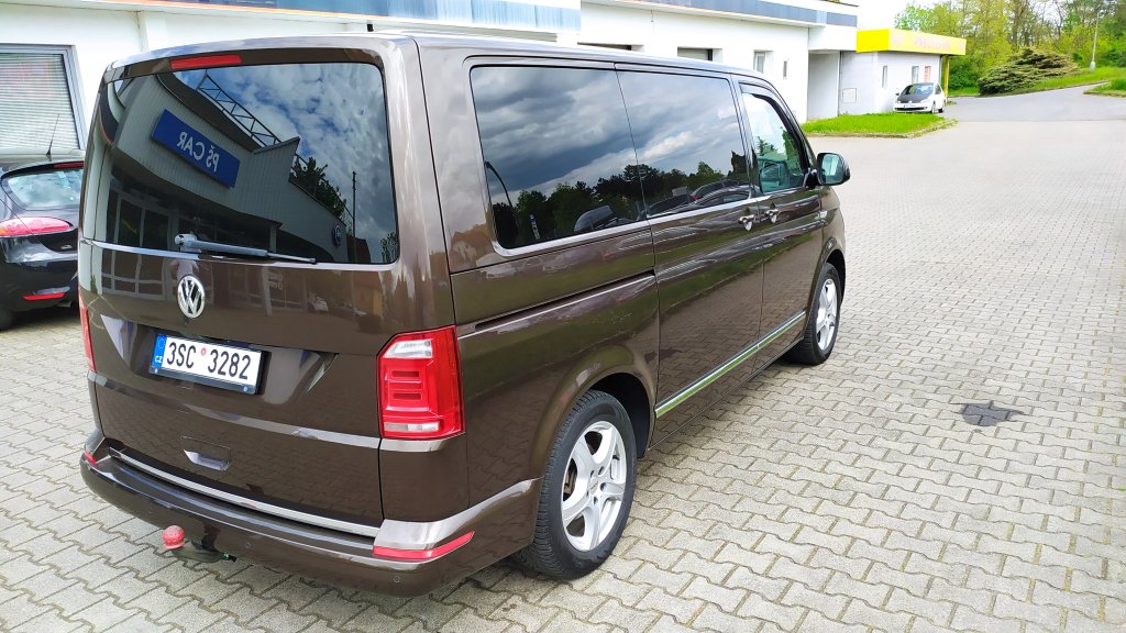 VW MULTIVAN Highline 2.0 TDI 110kW 4M 7DSG,ČR,1.MAJITEL +Spací Vestavba