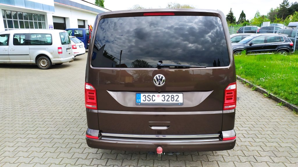 VW MULTIVAN Highline 2.0 TDI 110kW 4M 7DSG,ČR,1.MAJITEL +Spací Vestavba