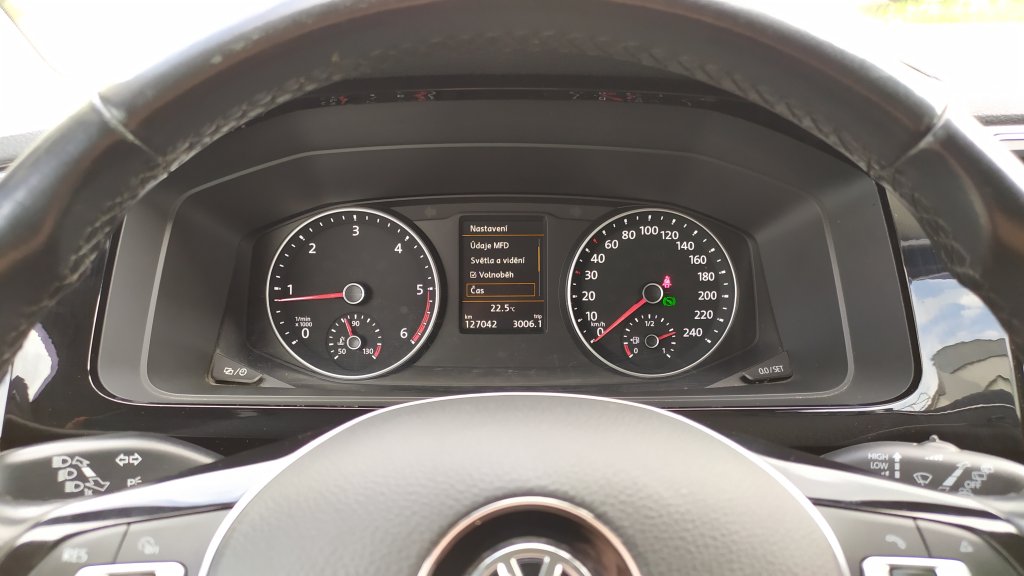 VW MULTIVAN Highline 2.0 TDI 110kW 4M 7DSG,ČR,1.MAJITEL +Spací Vestavba