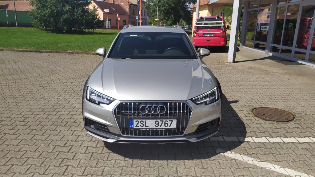 Audi A4 ALLROAD 3.0 TDI V6 quattro S tronic,ČR,1.M.,DPH,jen 78 tis.km!