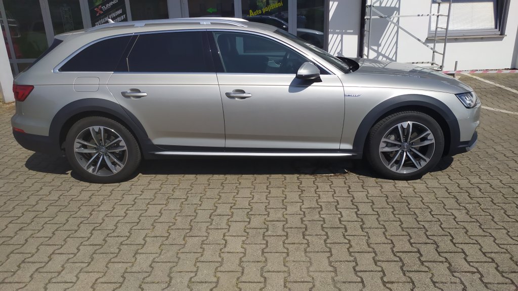 Audi A4 ALLROAD 3.0 TDI V6 quattro S tronic,ČR,1.M.,DPH,jen 78 tis.km!