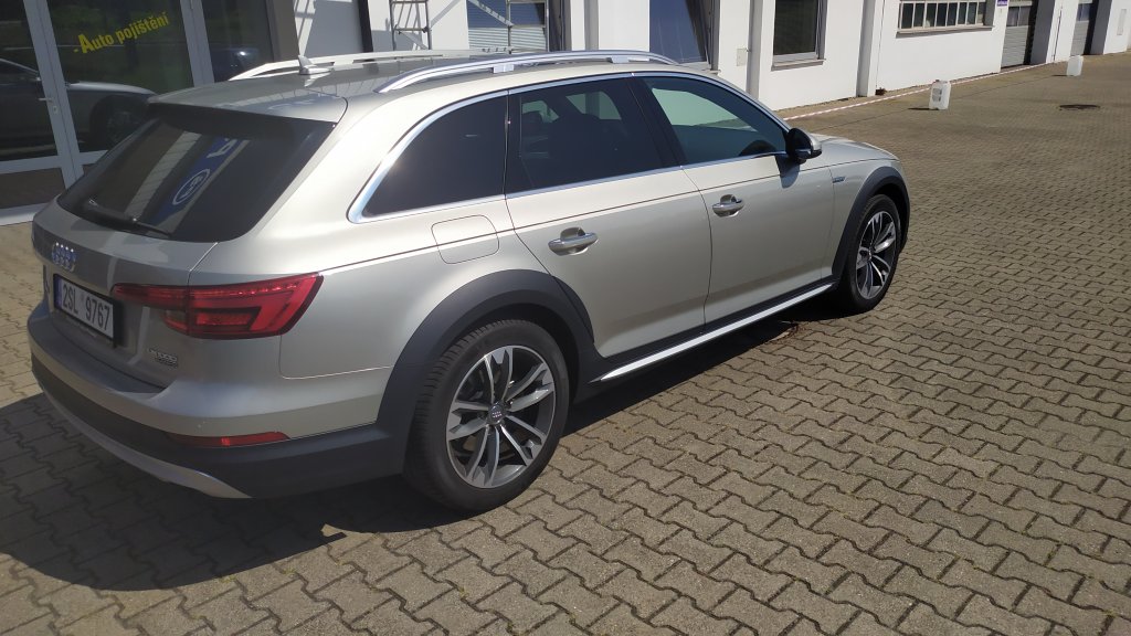 Audi A4 ALLROAD 3.0 TDI V6 quattro S tronic,ČR,1.M.,DPH,jen 78 tis.km!
