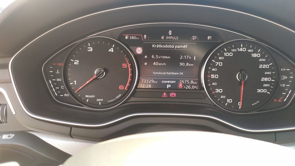 Audi A4 ALLROAD 3.0 TDI V6 quattro S tronic,ČR,1.M.,DPH,jen 78 tis.km!
