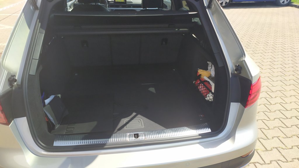 Audi A4 ALLROAD 3.0 TDI V6 quattro S tronic,ČR,1.M.,DPH,jen 78 tis.km!