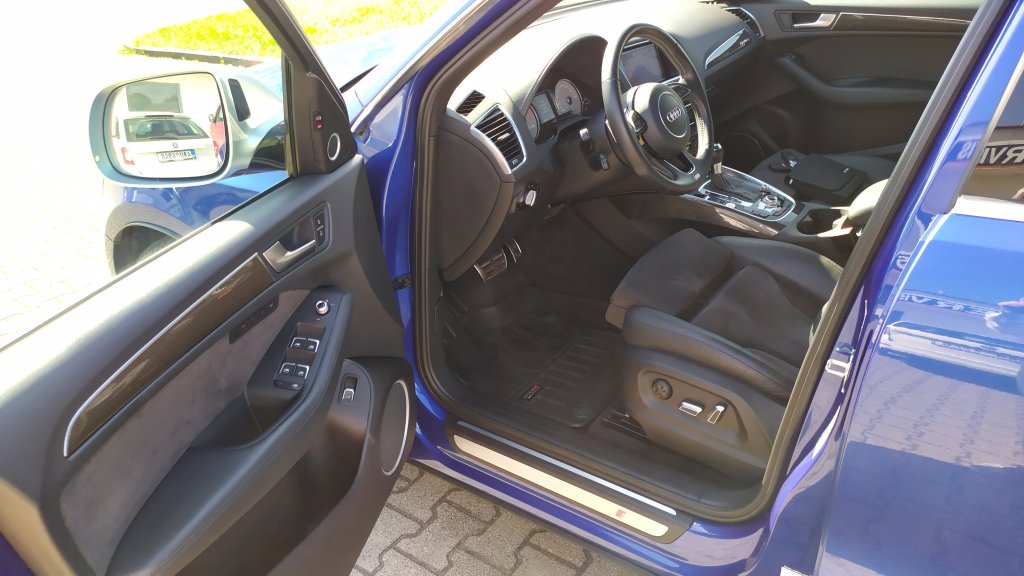 Audi SQ5 3.0 TDI 230kW quattro 8AT,ČR,DPH,TZ, 2x sada 20" pneu,B&O
