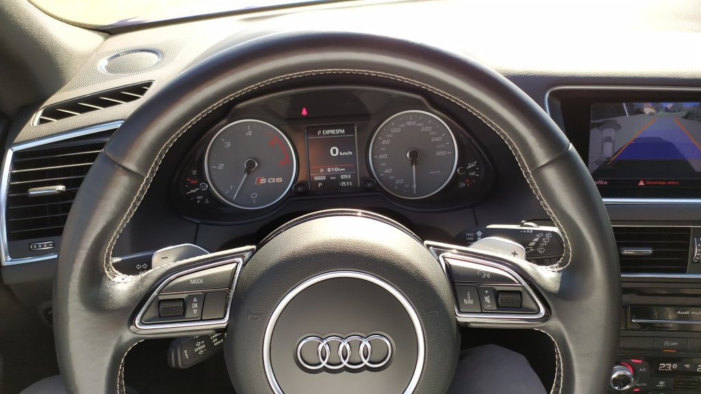 Audi SQ5 3.0 TDI 230kW quattro 8AT,ČR,DPH,TZ, 2x sada 20" pneu,B&O