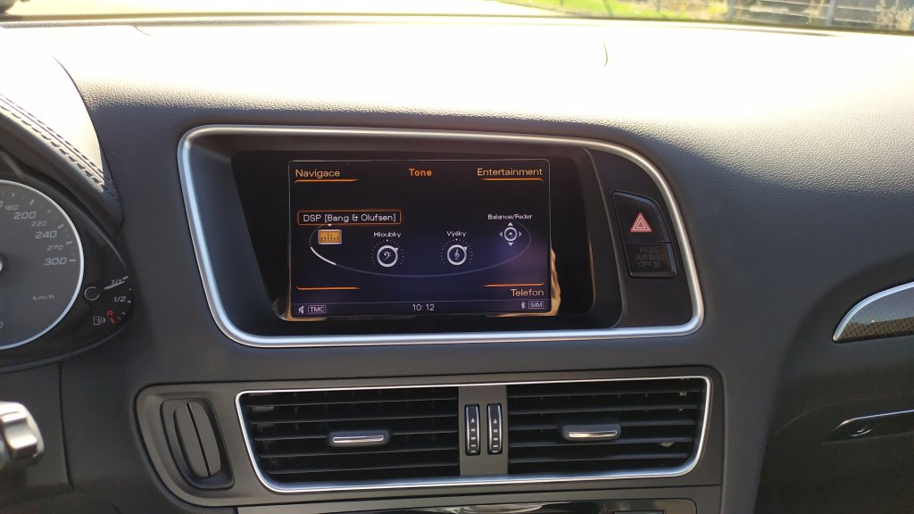 Audi SQ5 3.0 TDI 230kW quattro 8AT,ČR,DPH,TZ, 2x sada 20" pneu,B&O