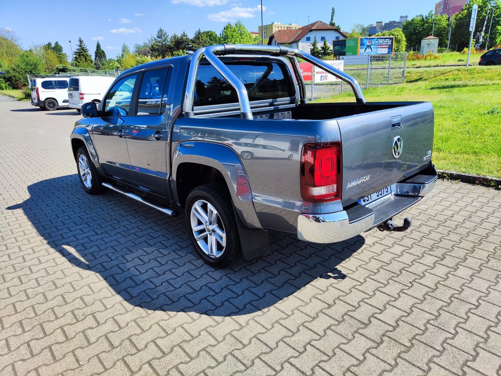 VW AMAROK Highline V6 3.0 TDI 150 kW 4M 8AT,ČR,1.M,jen 33 tkm!TZ,LED