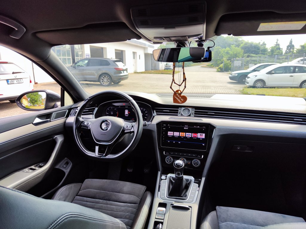 VW PASSAT VARIANT HL R-LINE 2.0 TDI 110 kW 6st.Manuál,TZ,2x Kola,DPH