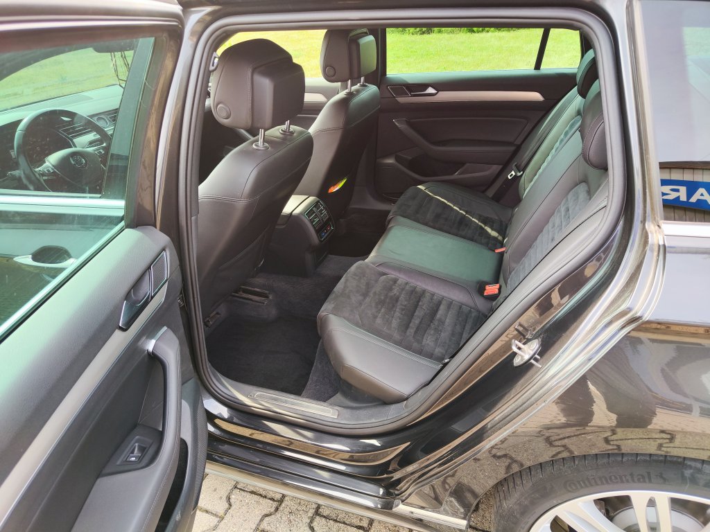 VW PASSAT VARIANT HL R-LINE 2.0 TDI 110 kW 6st.Manuál,TZ,2x Kola,DPH